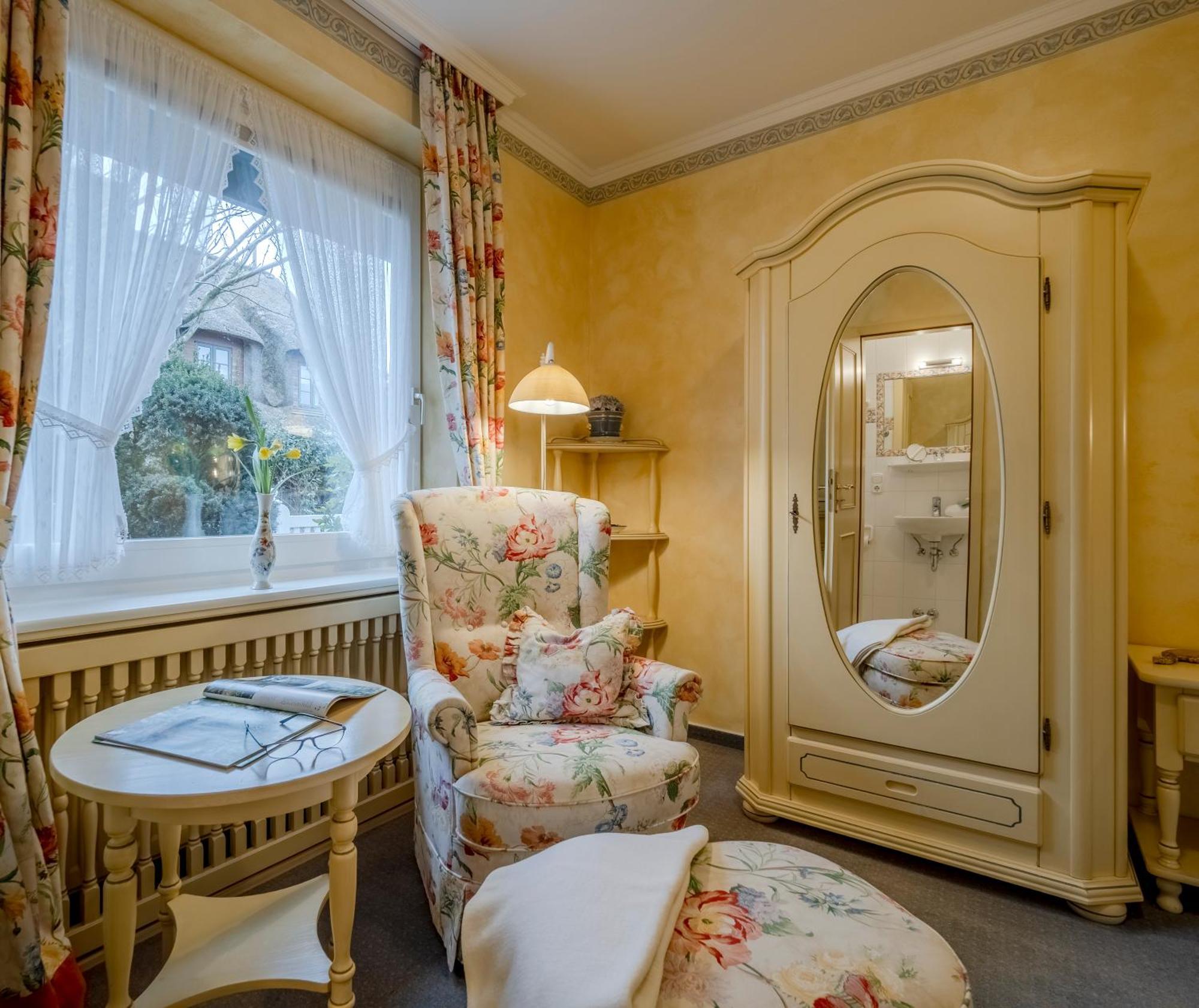 Hotel Wiesbaden Веннингштедт Экстерьер фото